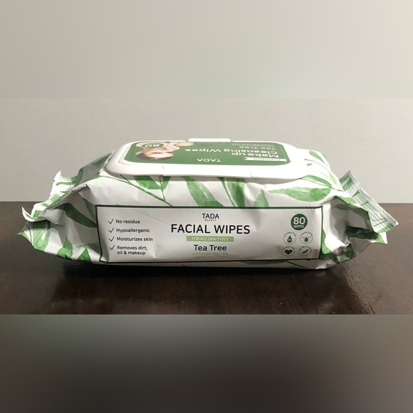 MakeUp Cleansing Tea Tree  wipes with Collagen aloe vera  vit E/hazel. 80wipes - Picture 2 of 3